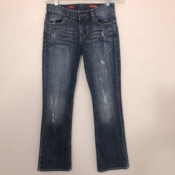 Awesome Express Distressed Eva Boot Leg Jeans size 2! - Picture 1 of 16